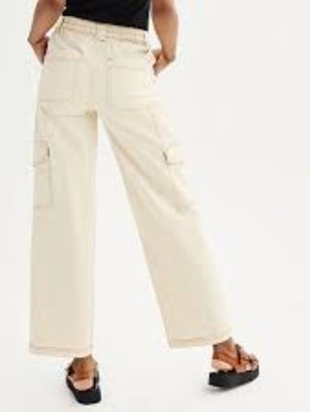 SO High-Rise Cargo Jeans in Cream with Contrast Stitching SIZE M - Picture 5 of 16